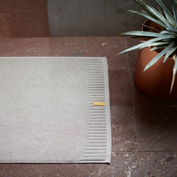 000000000030-02.jpg?size=l&w=